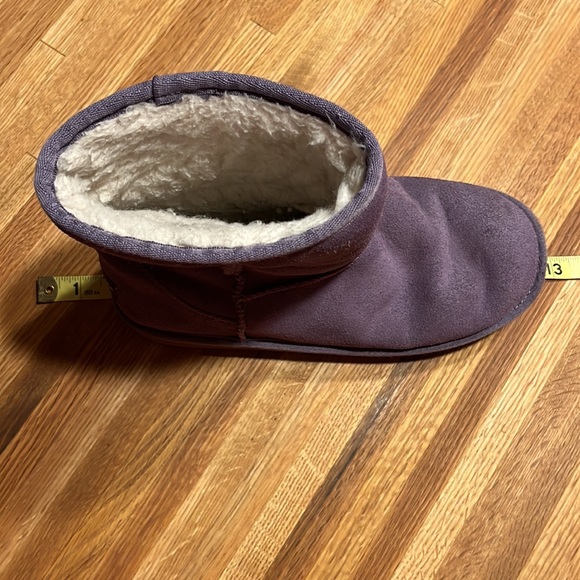 Lavender Koolaburra boots by Ugg - Picture 6 of 6